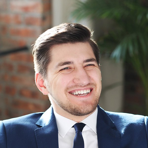 businessman 6yltkxc.jpg